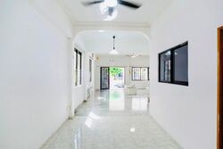 Lorong Stangee (D15), Terrace #560565781